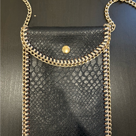 Black Purse - Picture 3 of 3
